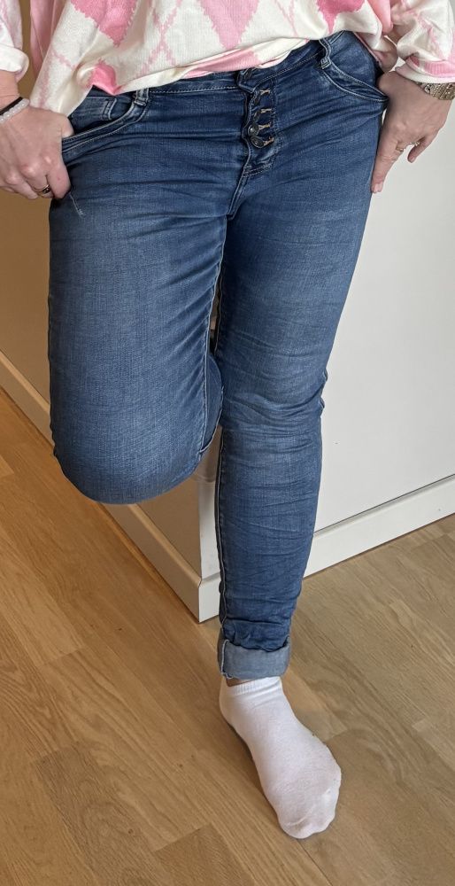 Toxik jeans