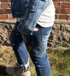 Hovedbilde Jeans med brune hjerter